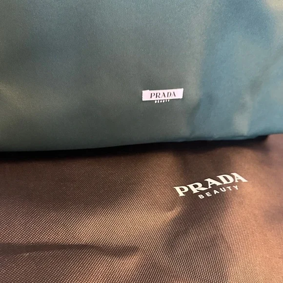 PRADA Beauty Forest Green Tote Bag with Strap & Dust Bag NEW!! - Picture 12 of 16